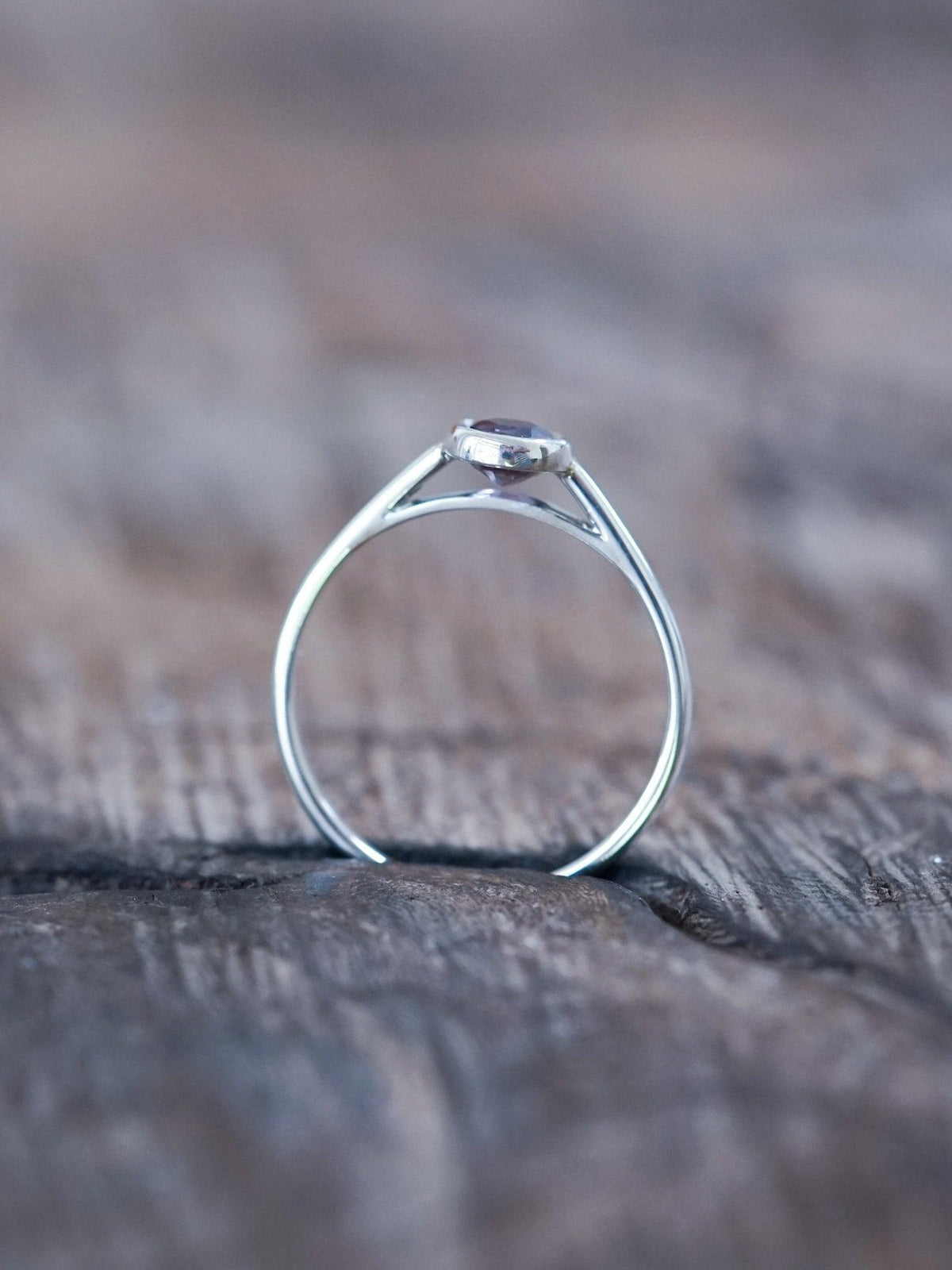 Ceylon Sapphire Ring - Gardens of the Sun | Ethical Jewelry