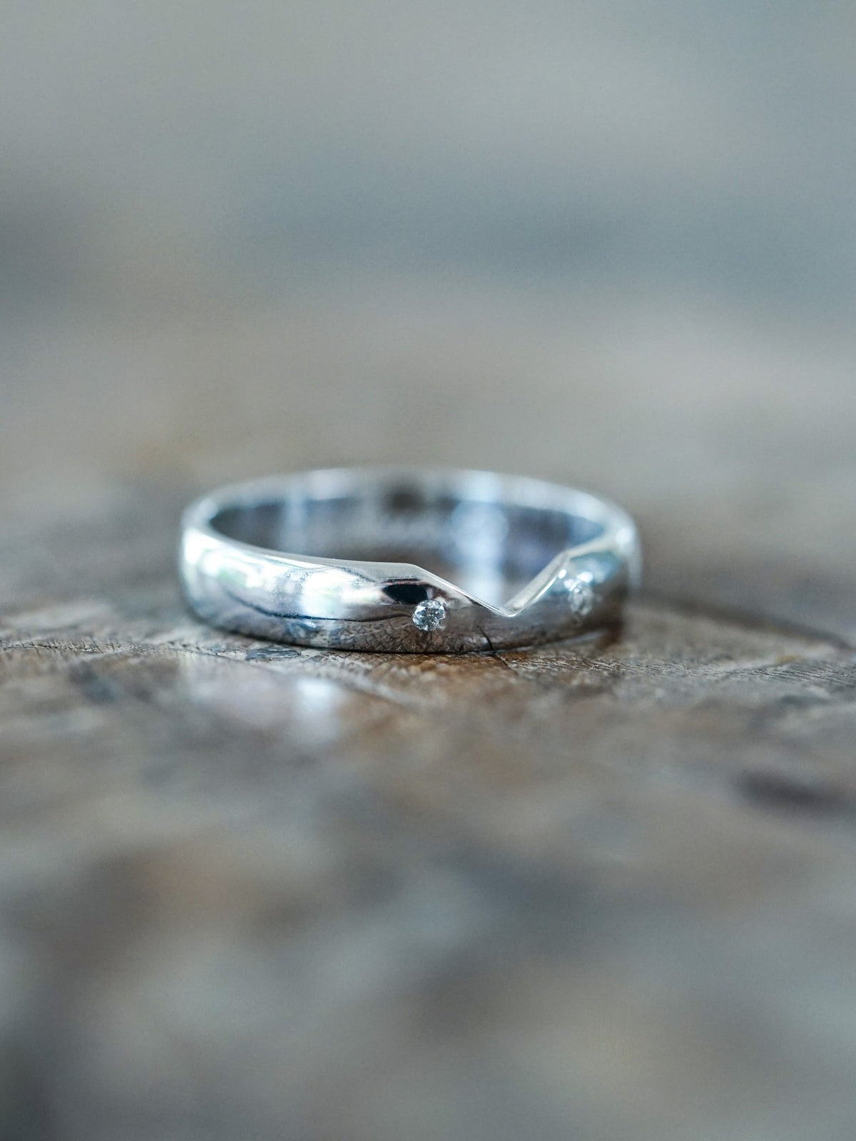 Custom Cut-out Wedding Band in Gold - Gardens of the Sun | Ethical Jewelry