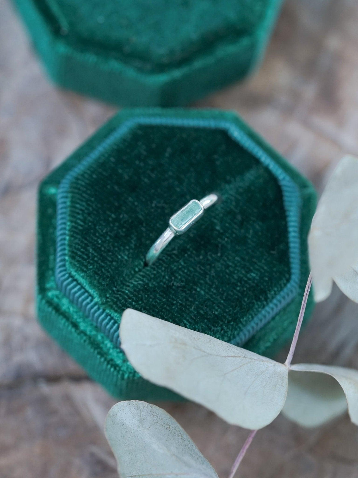 Horizontal Emerald Crystal Ring - Gardens of the Sun | Ethical Jewelry