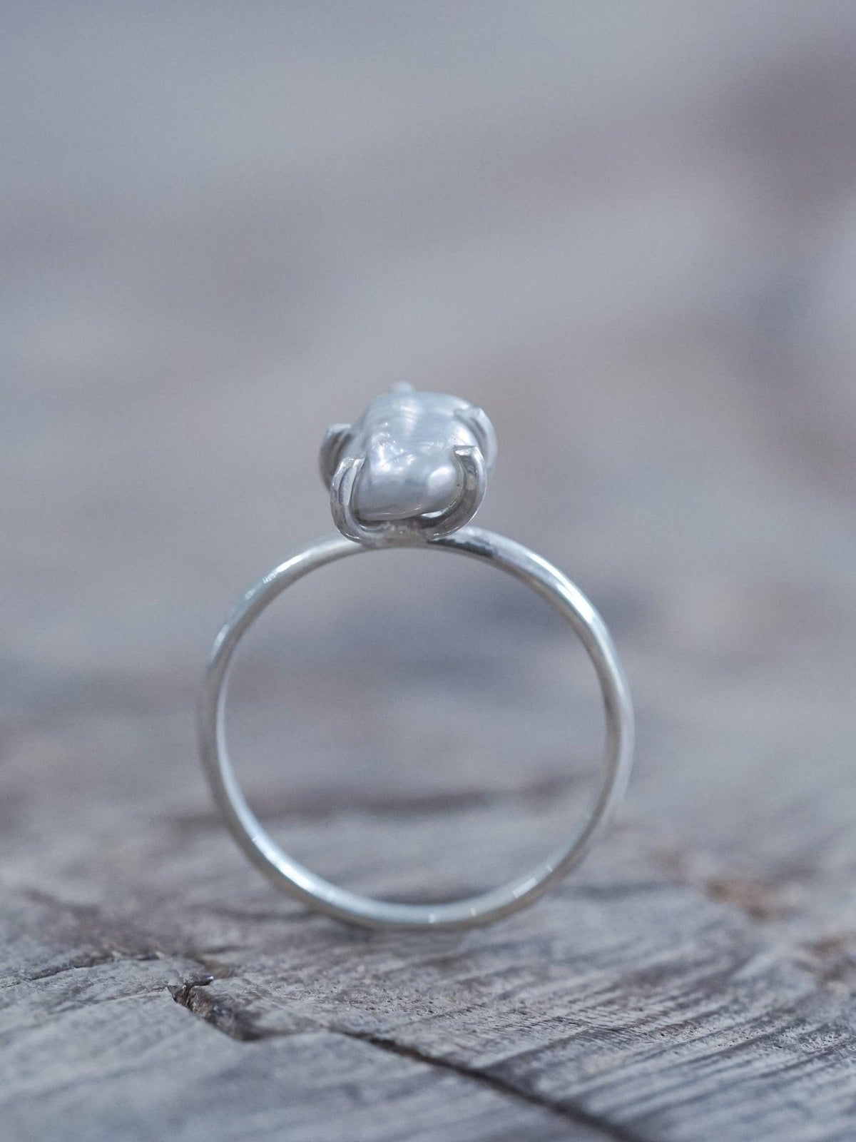 Keshi Pearl Ring with Prongs - Gardens of the Sun | Ethical Jewelry