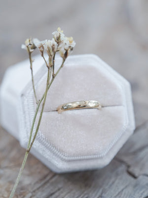 Plain Wedding Band in Gold - Gardens of the Sun | Ethical Jewelry