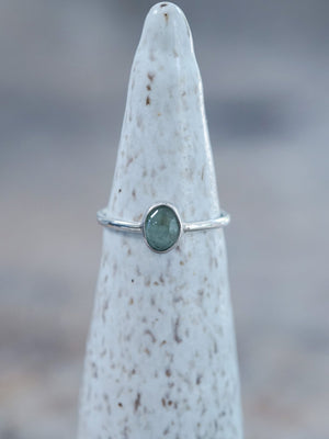 Rose Cut Emerald Ring with Bezel Setting - Gardens of the Sun | Ethical Jewelry