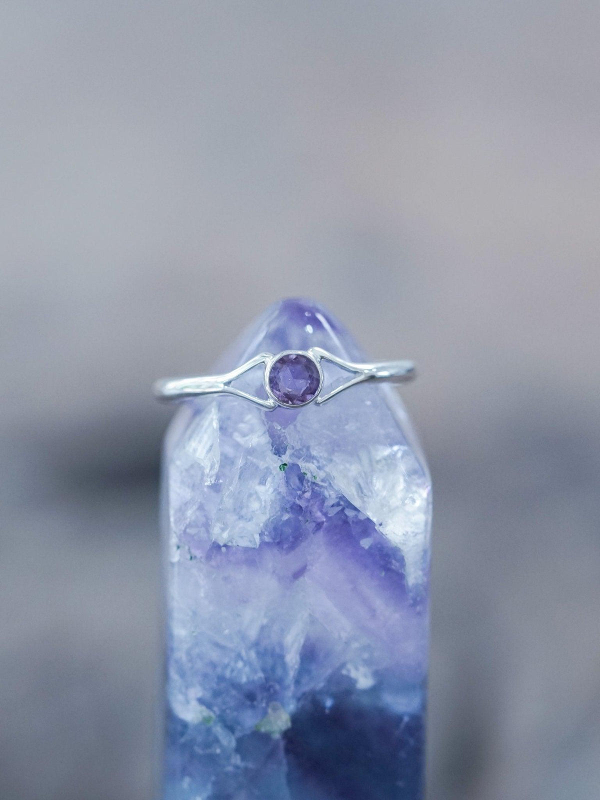 Rose Cut Sapphire Ring - Gardens of the Sun | Ethical Jewelry