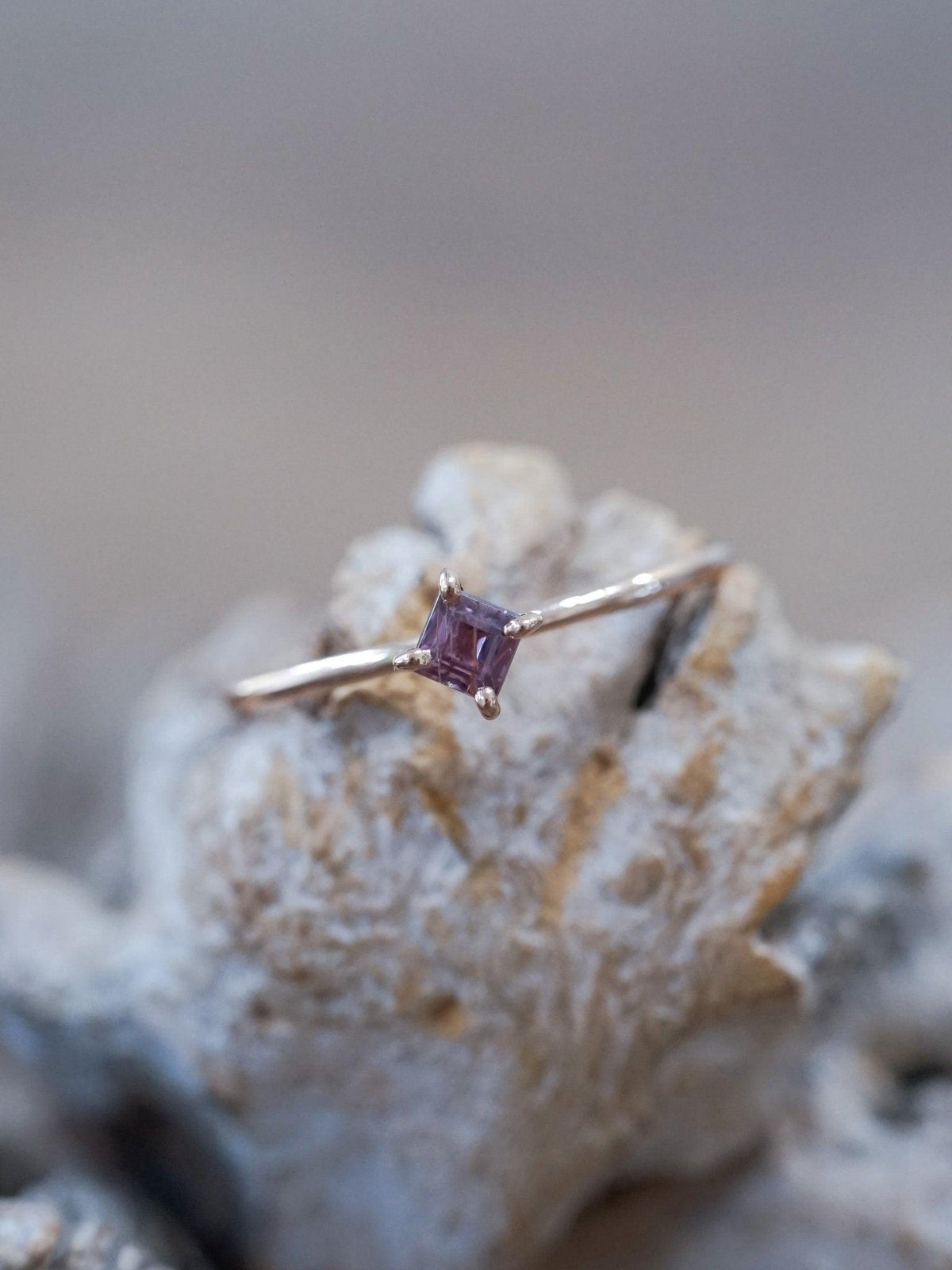 Rutile Kite Sapphire Ring in Eco Rose Gold - Gardens of the Sun | Ethical Jewelry
