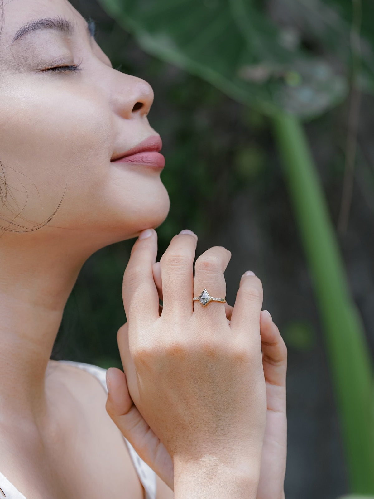 Salt and Pepper Kite Diamond Ring in Ethical Gold - Gardens of the Sun | Ethical Jewelry