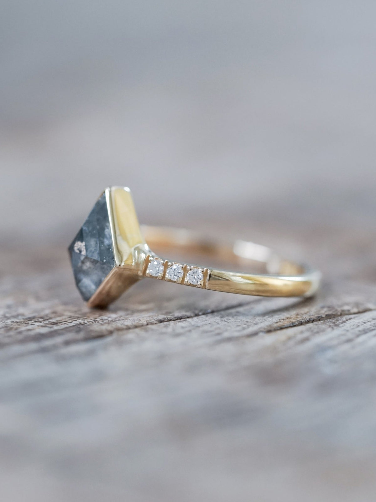 Salt and Pepper Kite Diamond Ring in Ethical Gold - Gardens of the Sun | Ethical Jewelry
