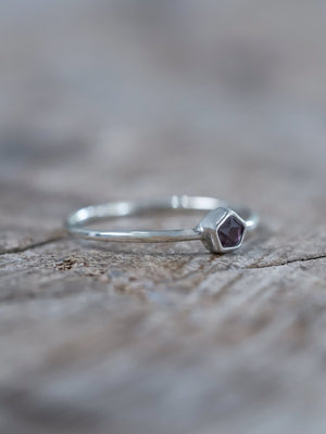 Spinel Star Ring - Gardens of the Sun | Ethical Jewelry