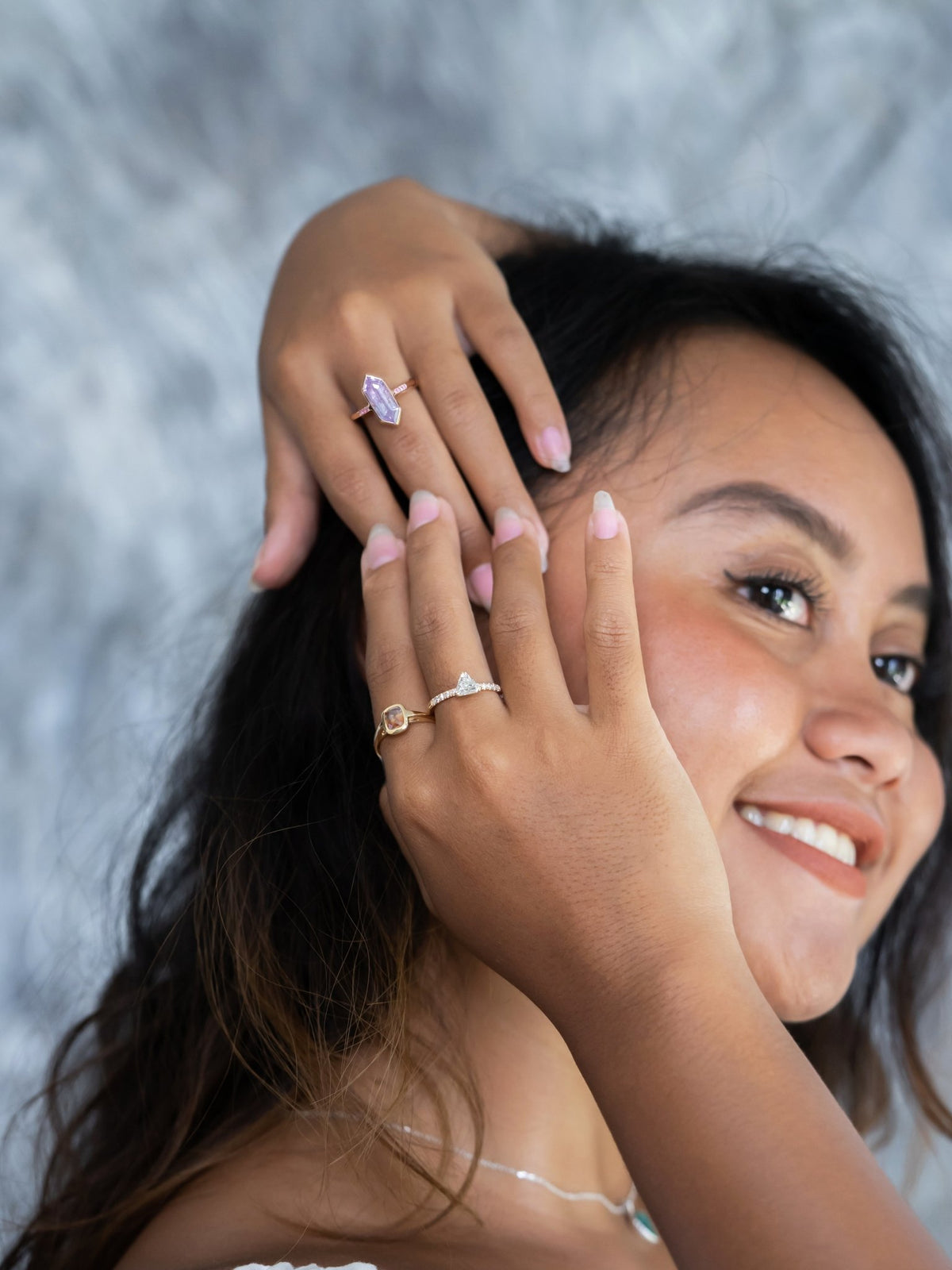 Sunstorm Bicolor Sapphire Ring in Ethical Gold - Gardens of the Sun | Ethical Jewelry