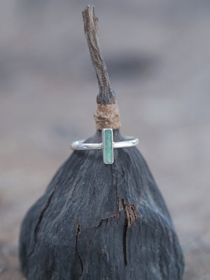 Vertical Emerald Crystal Ring - Gardens of the Sun | Ethical Jewelry