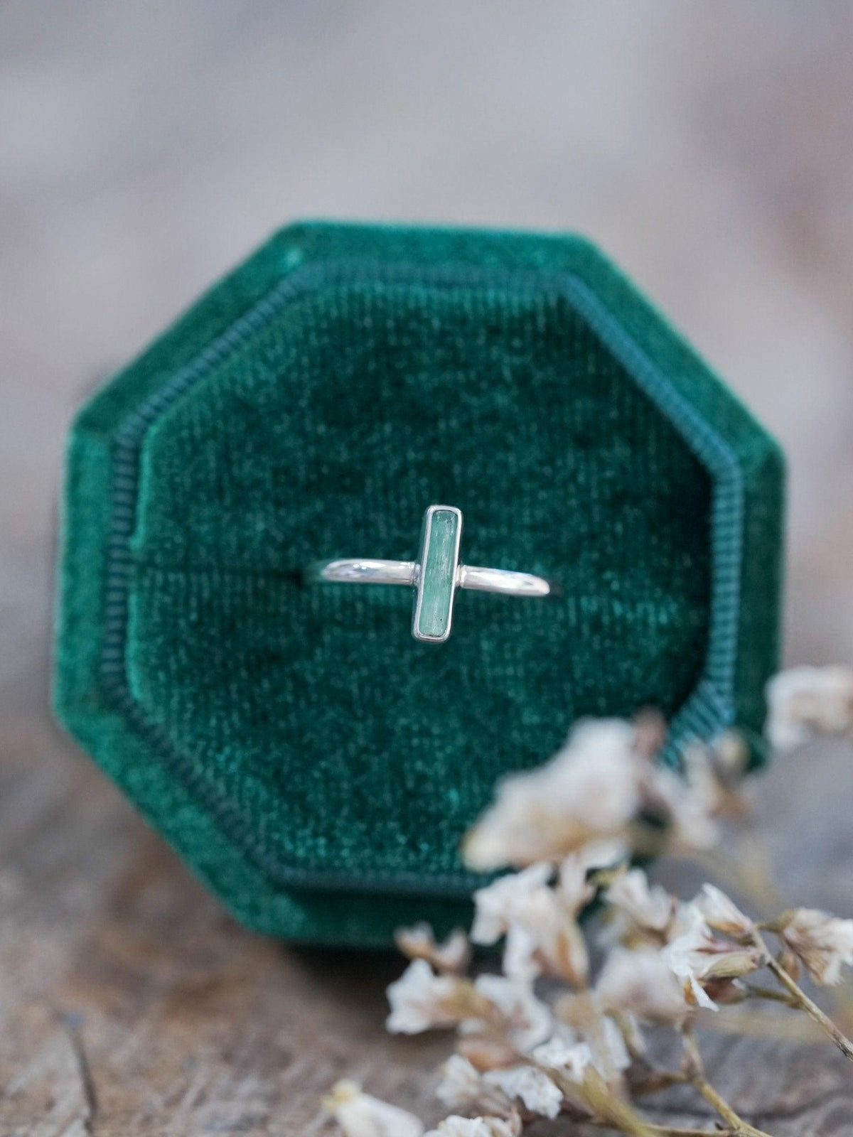 Vertical Emerald Crystal Ring - Gardens of the Sun | Ethical Jewelry