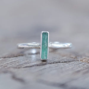 Vertical Emerald Crystal Ring - Gardens of the Sun | Ethical Jewelry