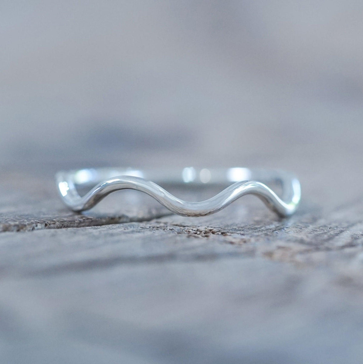 Wavy ring - Gardens of the Sun | Ethical Jewelry