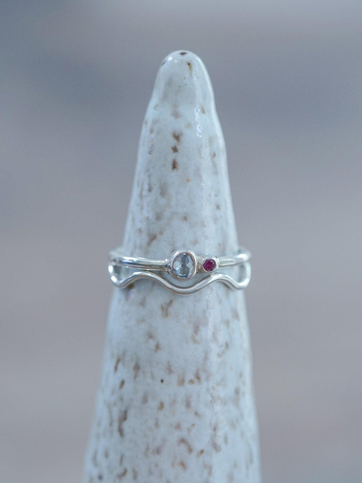 Wavy ring - Gardens of the Sun | Ethical Jewelry